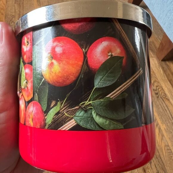 Goose Creek Scarlet Apple 3 Wick Candle - Picture 6 of 6